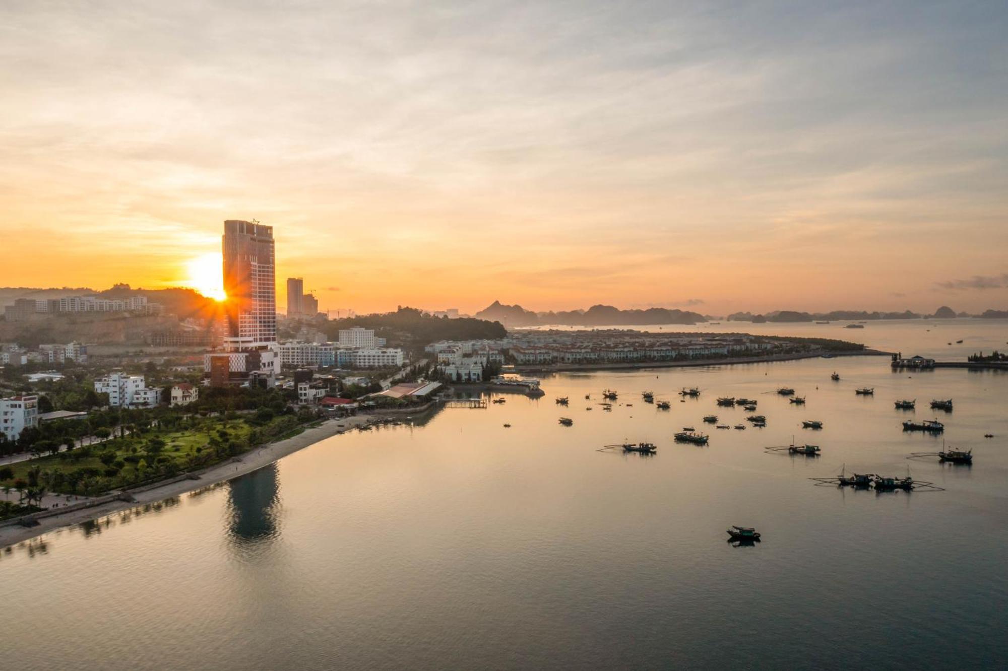 Radisson Blu Ha Long Bay Hotel Buitenkant foto