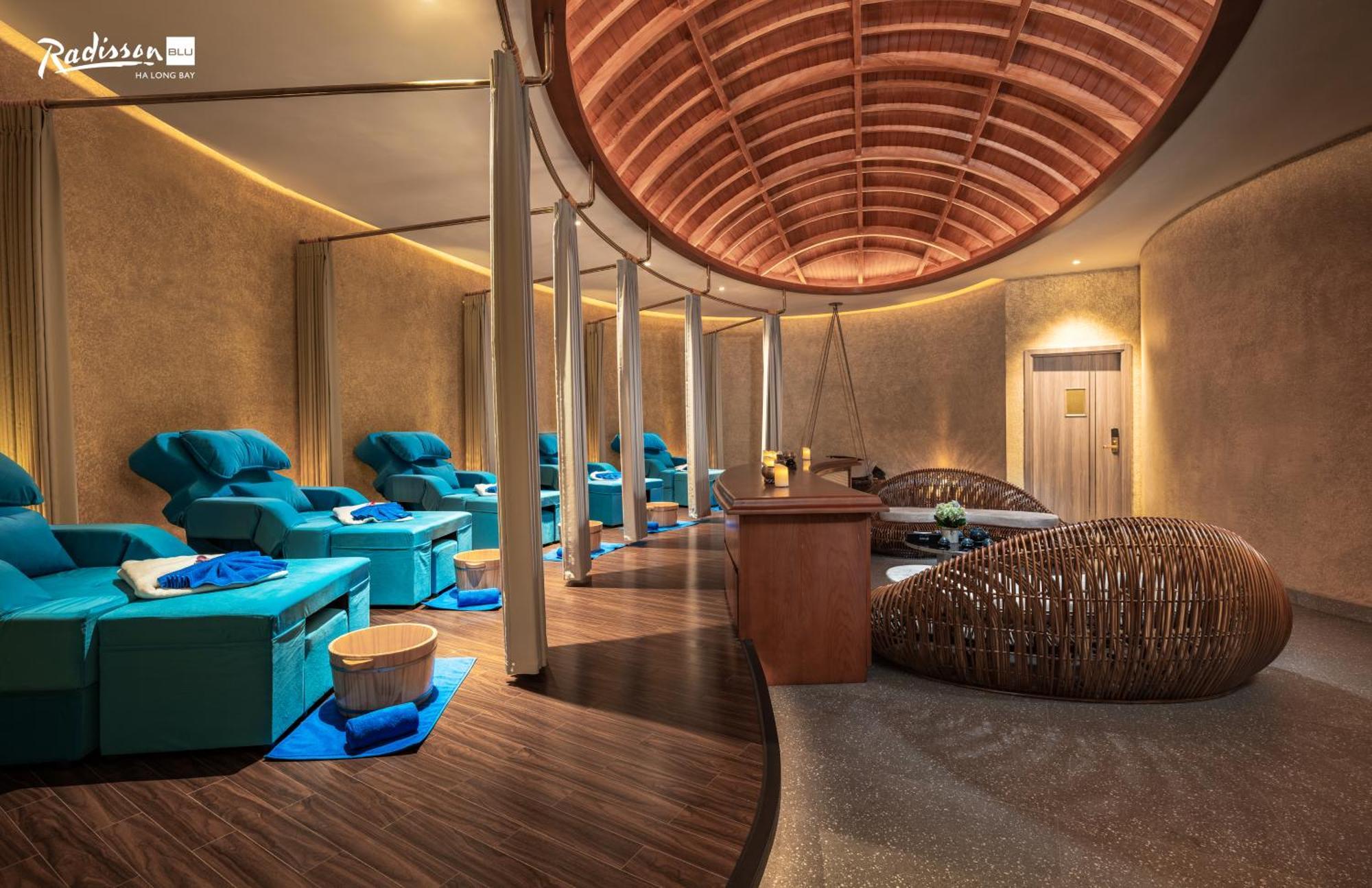 Radisson Blu Ha Long Bay Hotel Buitenkant foto